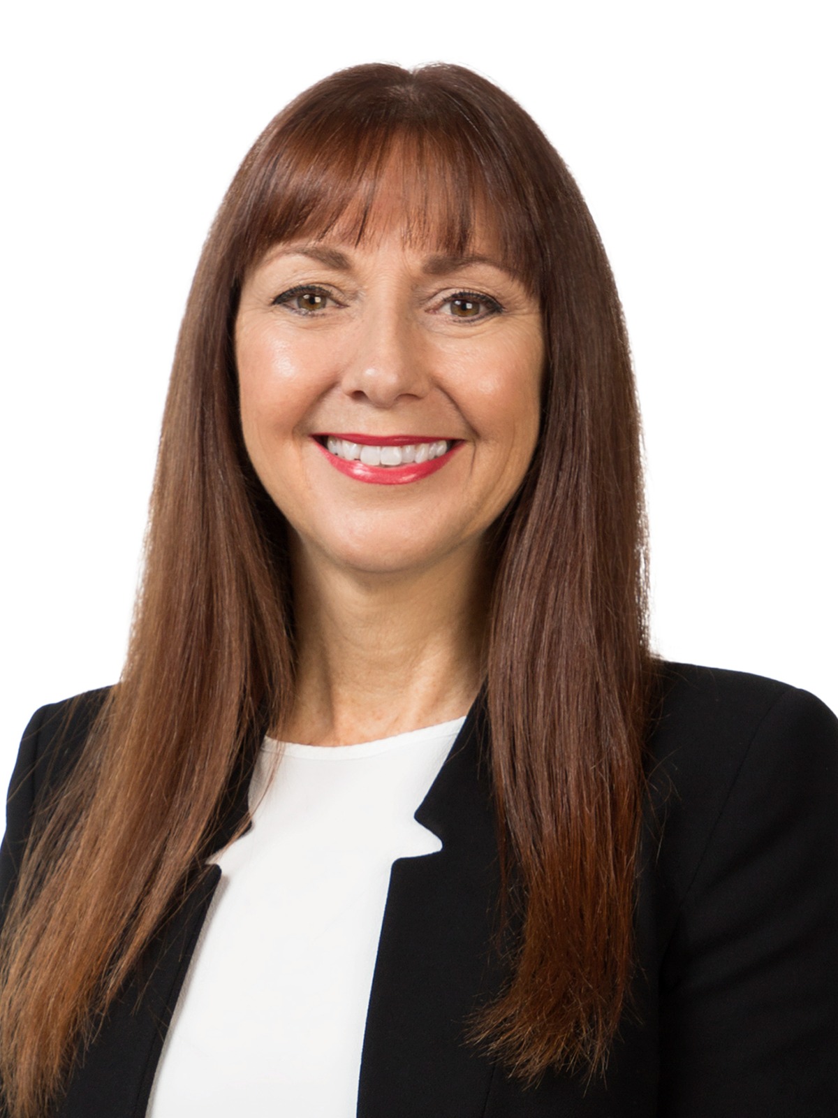 Minnie Reynolds portrait, real estate and blockchain professional and author